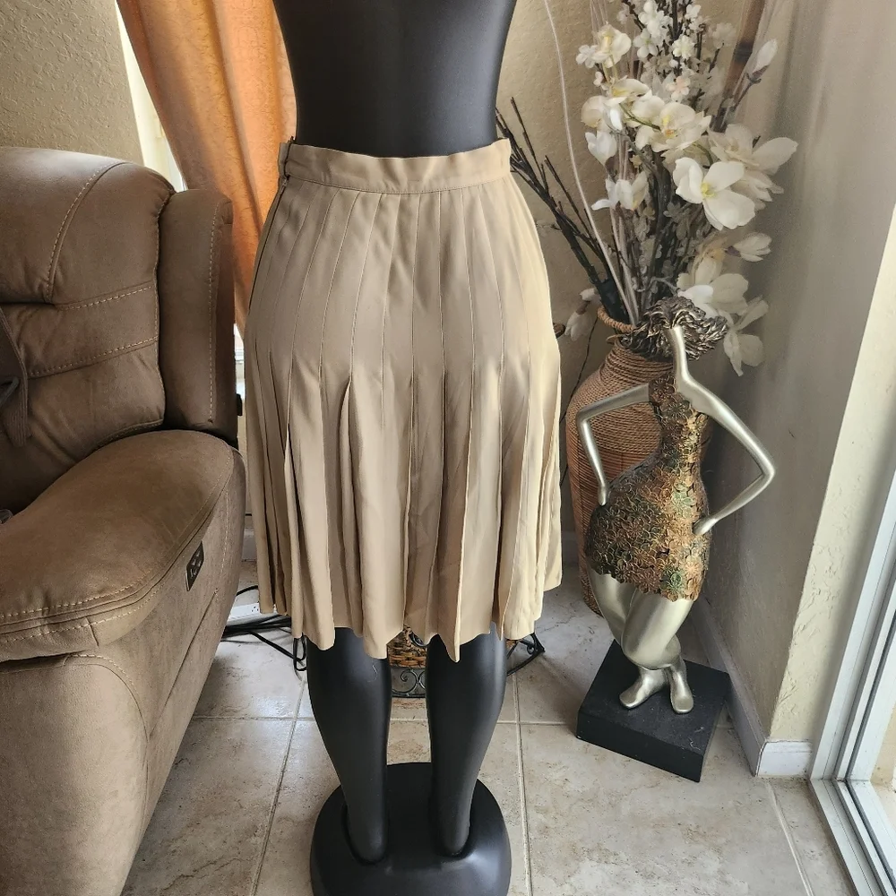 Emanuel Ungaro skirt size 8